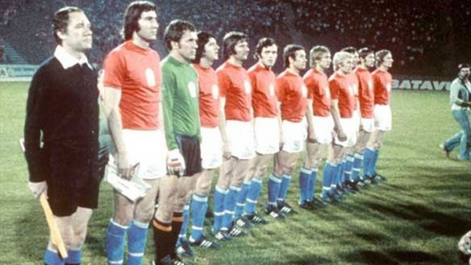 Eurocopa 1976: Checoslovaquia gana a la RFA con el penalti de Panenka