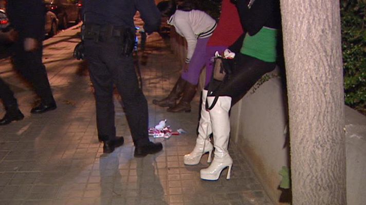 Telediario 1 - Prohibición de la prostitución