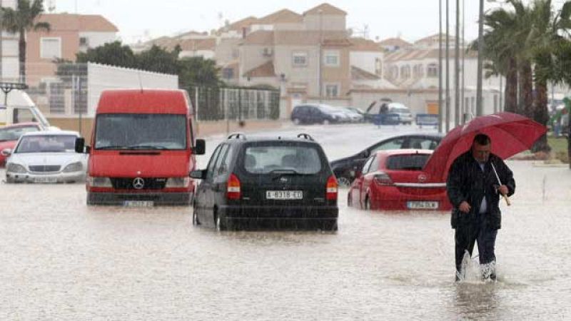 Más Gente - Torrevieja se recupera de las inundaciones del martes