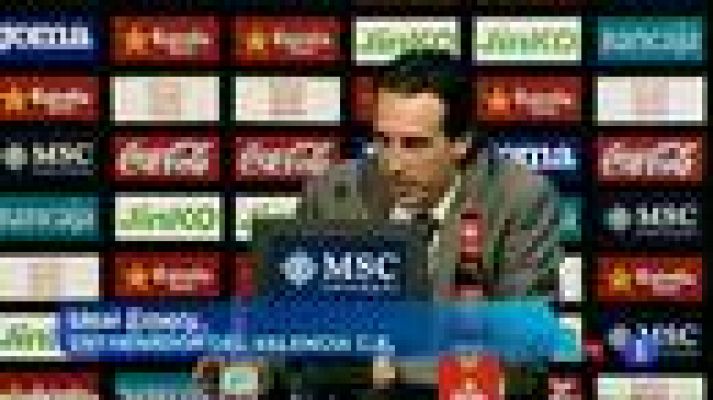 Emery se aleja de la afición 'ché'