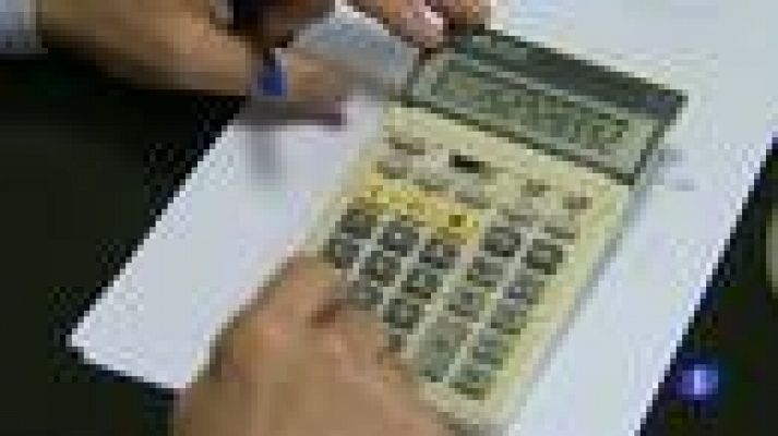 Telediario 1 - Los hispabonos y las CCAA