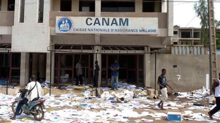 Telediario 1 - Golpe de estado en Mali