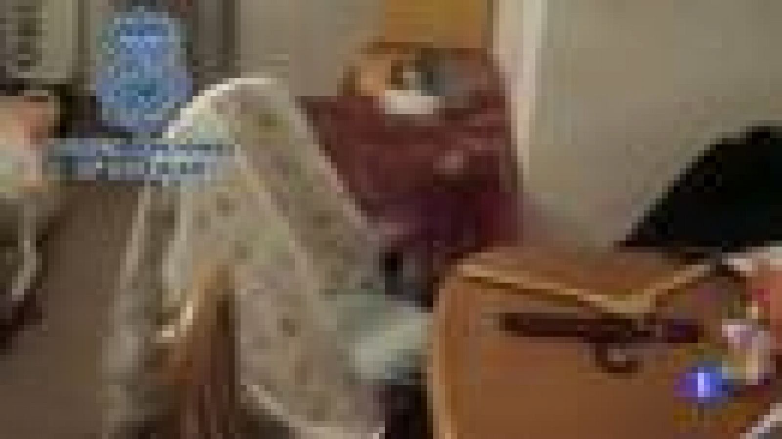 Detenidos dos clanes de proxenetas que tatuaban códigos de barras a mujeres