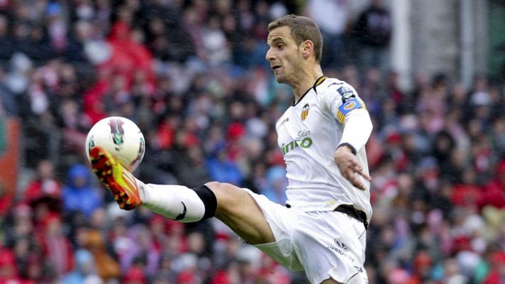 Telediario 1 - Soldado vuelve al Coliseum con el Valencia