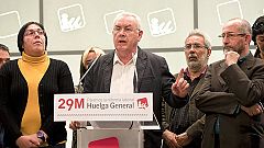 Cayo Lara: "La ola azul se ha estrellado en Despeñaperros y en los Picos de Europa"