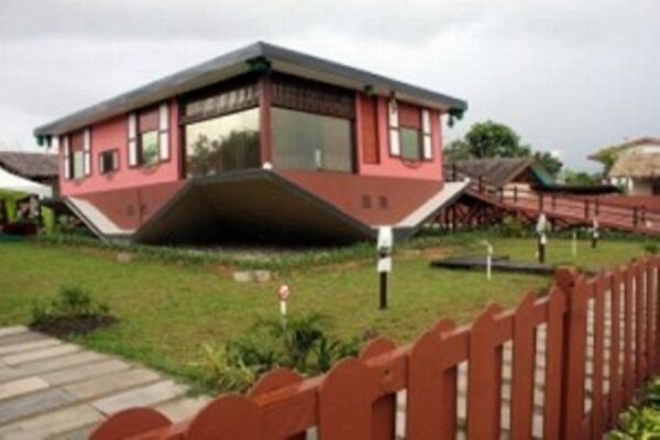 On Off - On Off: La casa por el tejado