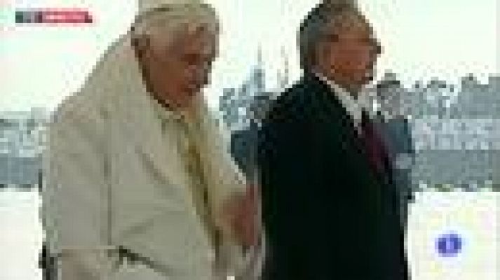 Telediario 1 - Benedicto XVI llega a Cuba e insta a avanzar en las relaciones bilaterales