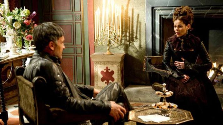 +Gente - En la sastrería de Águila Roja