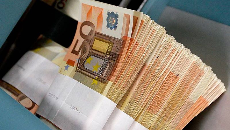 España coloca 2.579 millones en letras a corto plazo