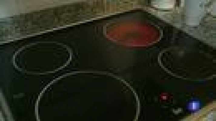 Telediario 1 - Subida de la luz