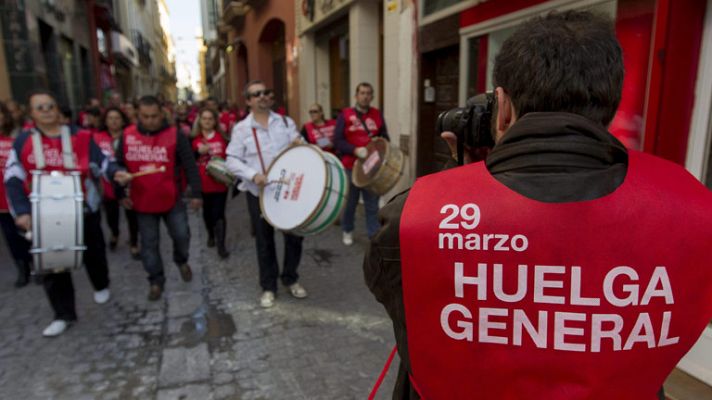 Telediario 1 - Telediario 2 en 4' - 28/03/12