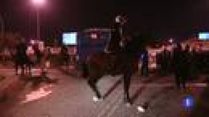 Telediario 1 - En Madrid los piquetes se han concentrado en el transporte las primeras horas de la huelga