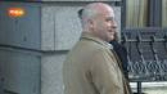  - Llegada de Sáenz de Santamaría al Congreso