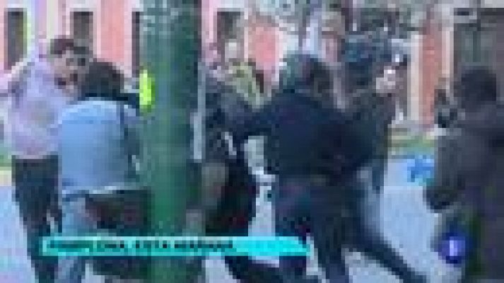 Telediario 1 - Comercios y servicios en desventaja