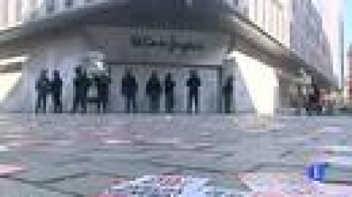 Telediario 1 - La huelga en el comercio