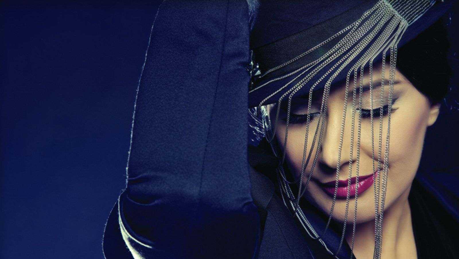 Eurovisión 2012 - Kaliopi representa a ARY de Macedona en Eurovisión 2012 con la canción "Crno i Belo" - Eurovisión | Ver