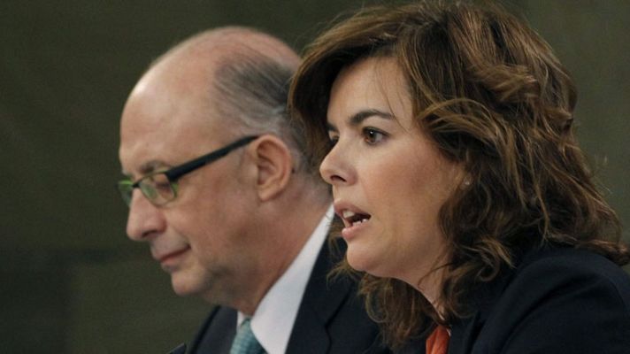 Telediario 1 - El Gobierno recorta 27.300 millones