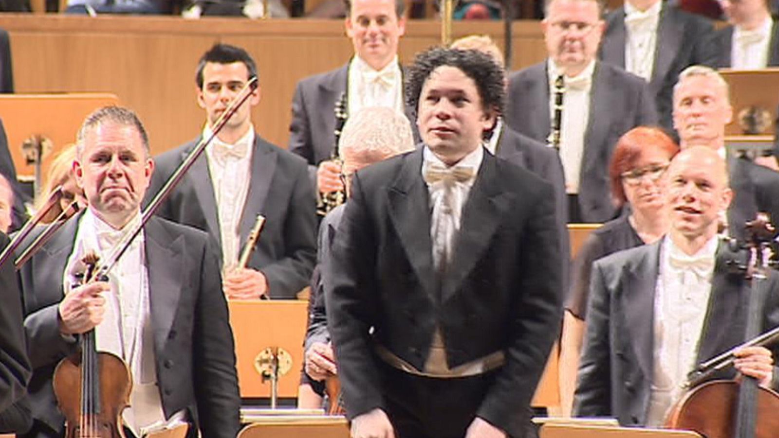 El talentoso Dudamel cierra su gira en España y publica "Discoveries"