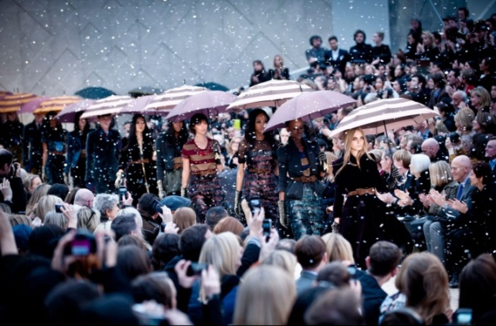 On Off: Cuna de la vanguardia - On Off | Ver