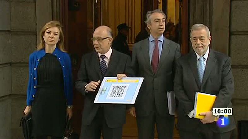 El ministro de Hacienda llega al Congreso para presentar los Presupuestos 2012