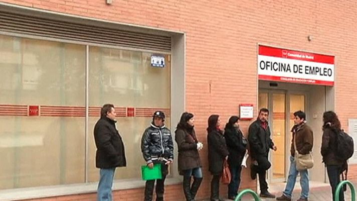 Telediario 1 - Recortes en los presupuestos