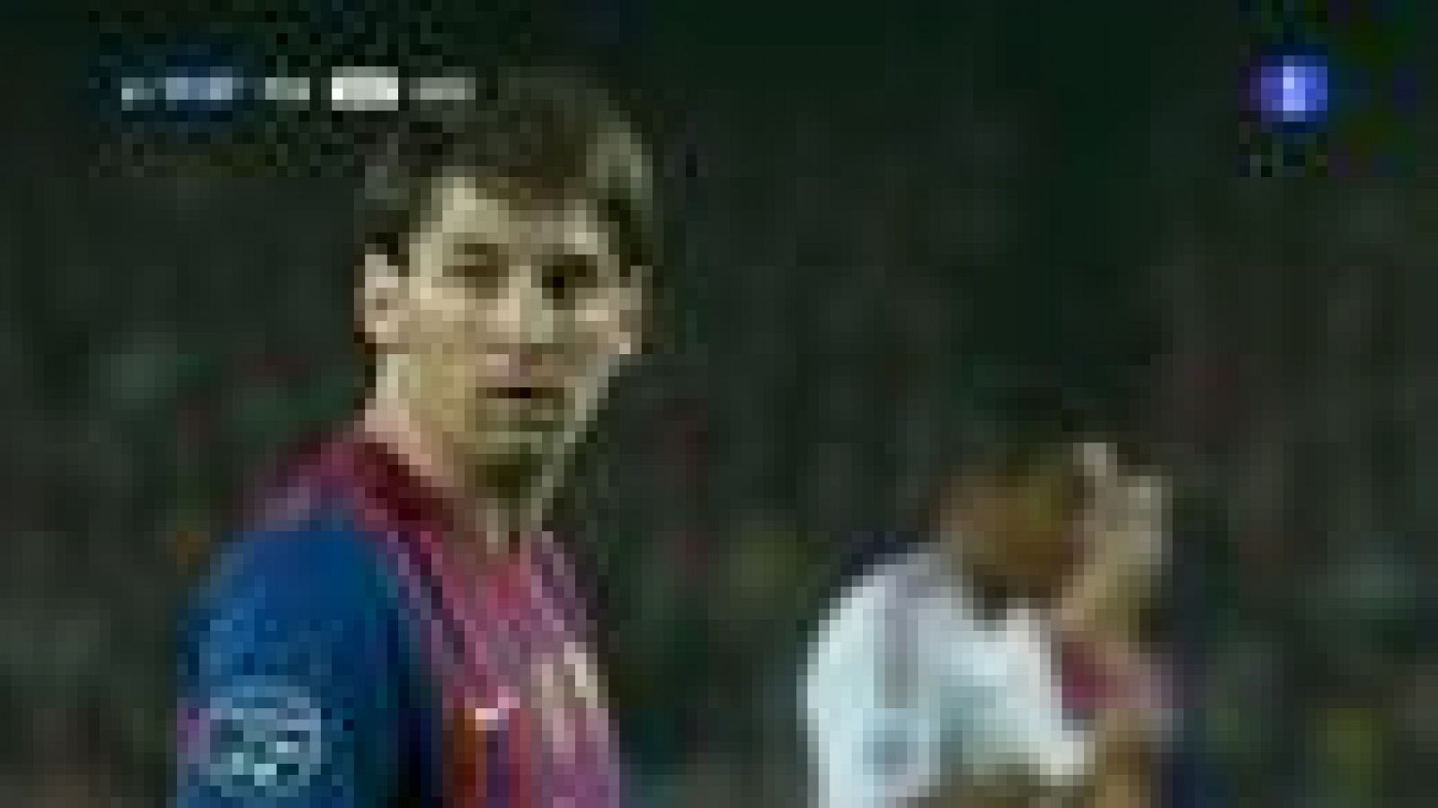Lionel Messi ha marcado su segundo gol de penalti, adelantando de nuevo a su equipo (2-1) en el minuto 41 de juego. 