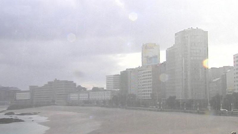 Chubascos fuertes en Baleares y Levante y nevadas en el extremo norte