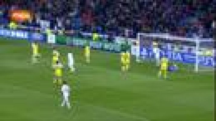  - Cristiano marca de falta directa (3-1)