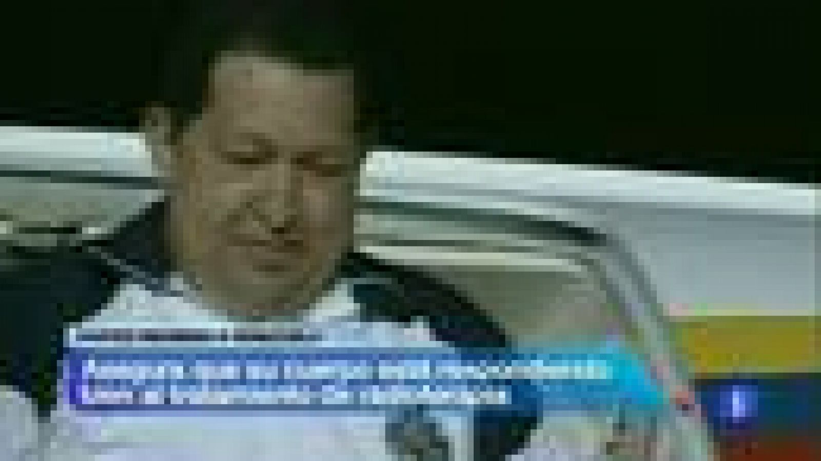  Hugo Chávez regresa a Venezuela tras ser tratado con radioterapia en Cuba