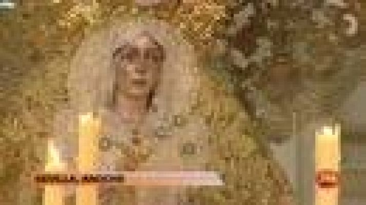 Informativo 24h - La Madrugá sevillana se desarrolla con normalidad pese al riesgo de lluvia