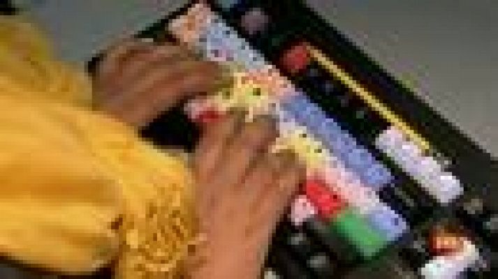 Informativo 24h - Las gafas 'inteligentes' de Google muestran la realidad aumentada