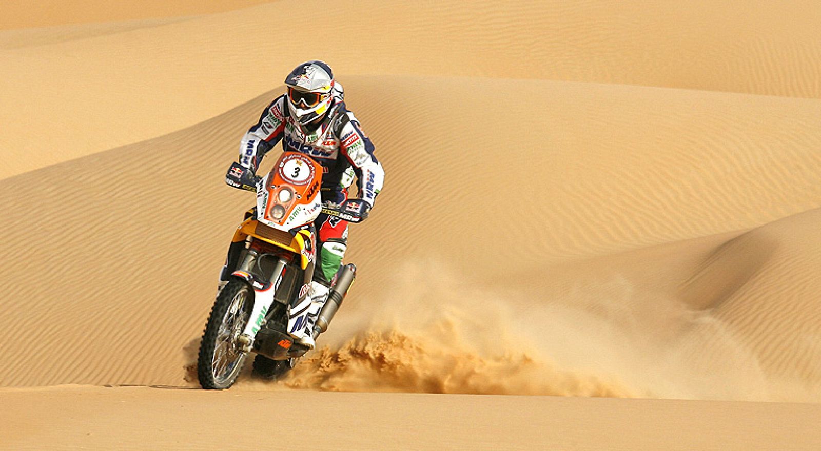 Mar Coma domina en Abu Dhabi