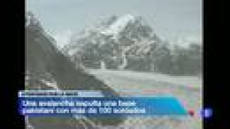 100 soldados pakistaníes atrapados por una avalancha de nieve