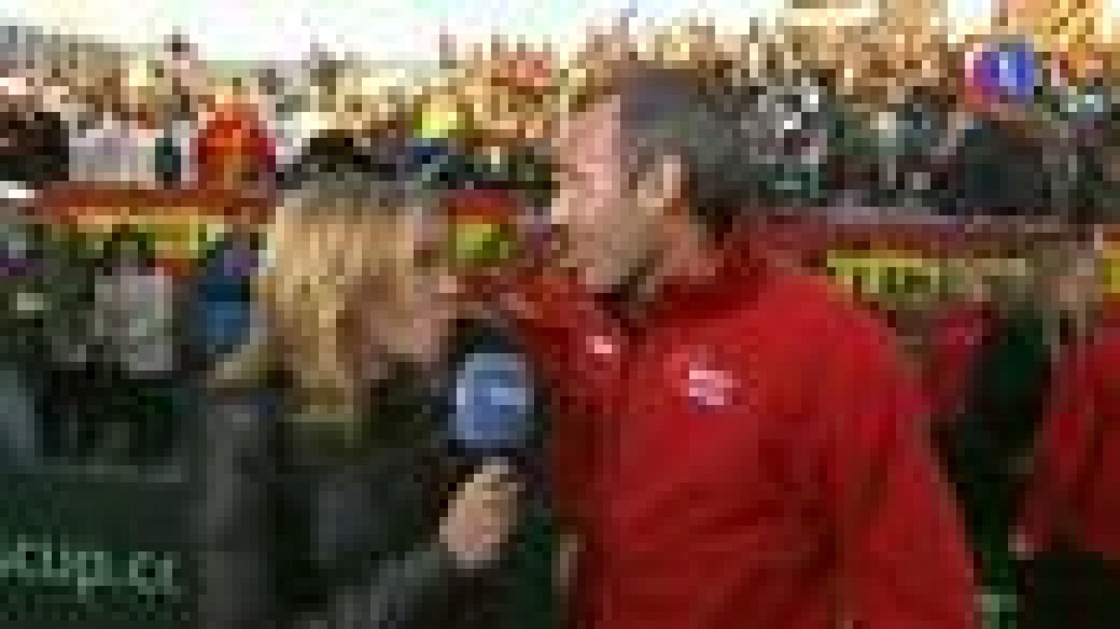 El capitán del equipo español no muestra su sorpresa por la victoria del dobles austriaco frente a la pareja formada por Marc López y Marcel Granollers. Corretja confía en rematar la eliminatoria el domingo