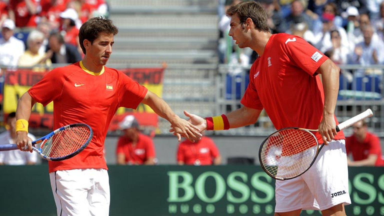 TVE rescata los tres mejores puntos del partido de dobles de la eliminatoria de cuartos de la Copa Davis entre España y Austria.