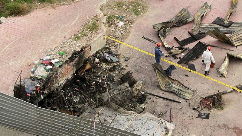 Mueren cuatro personas en un incendio en una barraca en Barcelona