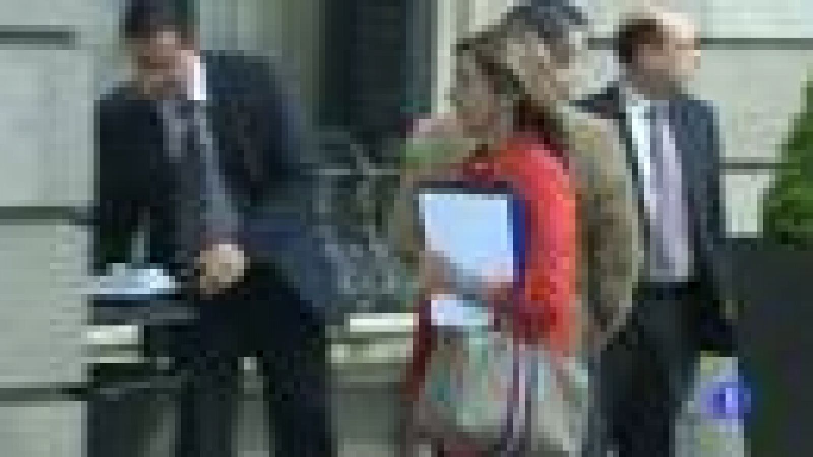 El gobierno anuncia nuevos recortes de diez mil millones en Sanidad y Educación