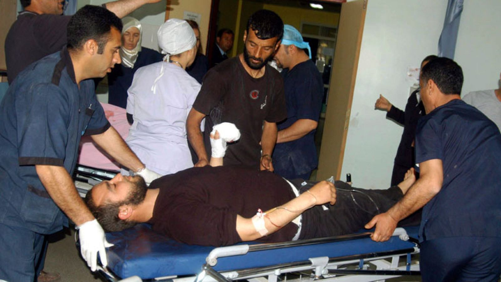 Continúa la violencia en Siria pese al alto al fuego pactado con la ONU