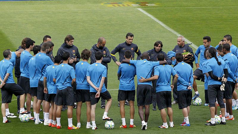 Ganar al Getafe y colocarse a un solo punto del Real Madrid ante su inminente visita al Calderón es el objetivo que se ha marcado el Barcelona para esta trigésimo tercera jornada, algo impensable hace apenas tres meses, cuando parecía haberse dejado 