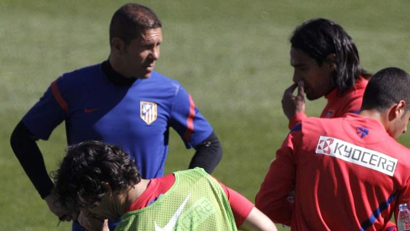 Tan rápido como se le escaparon tres puntos en Valencia, el Cholo sabía cómo levantar a los suyos. Nada mejor que un derbi a 72 horas vista para motivar al equipo. No quieren fallar más a una afición que lleva doce años haciéndose  ilusiones en las p