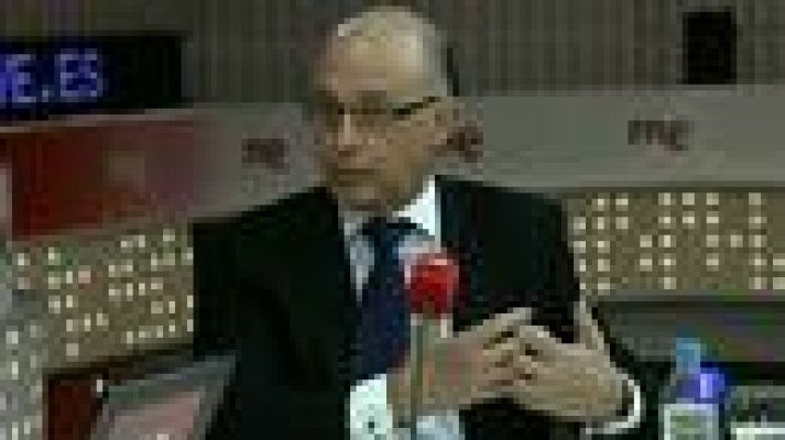 Telediario 1 - Recortes en sanidad y educación