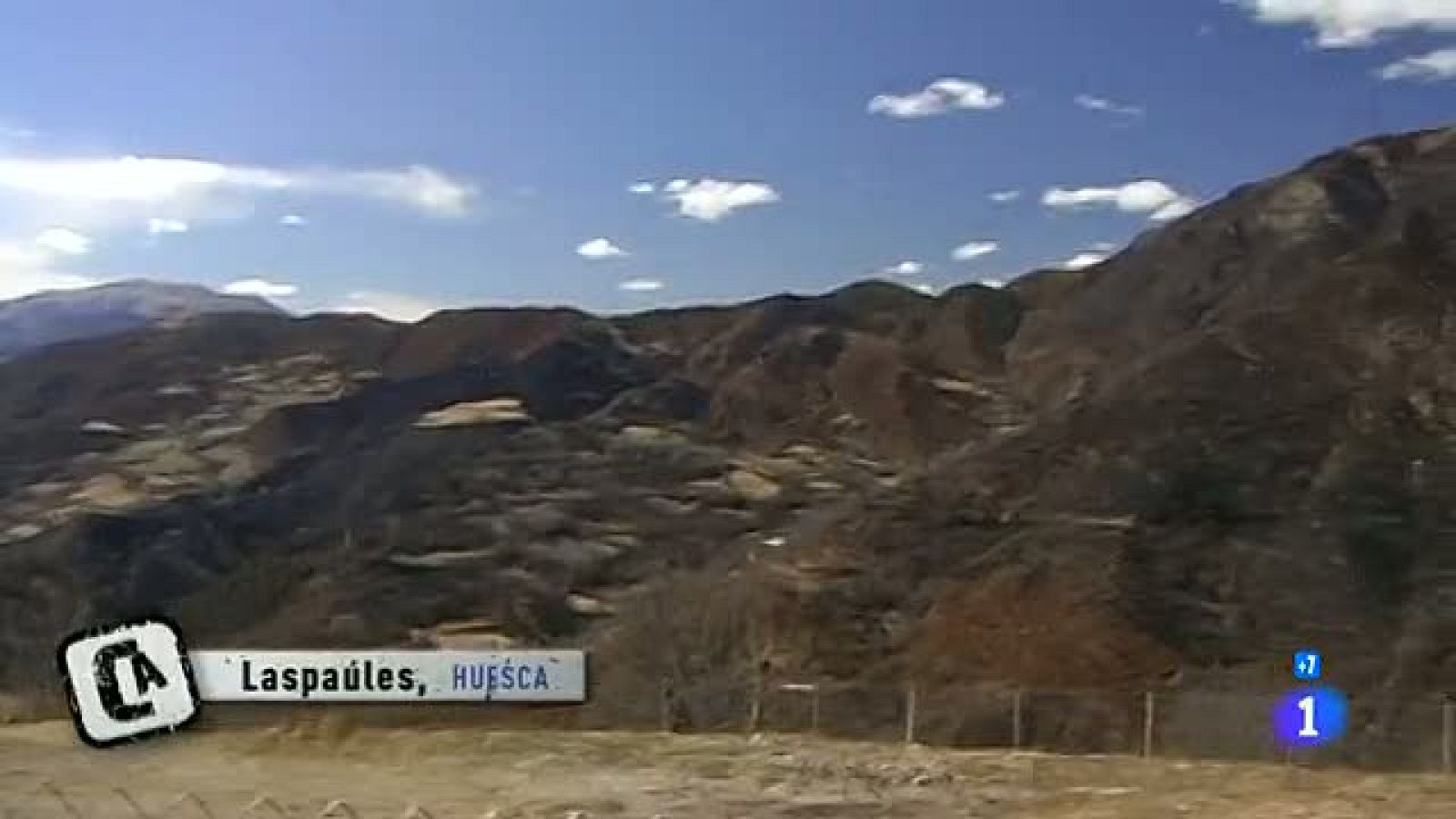 En busca del agua - Laspaúles - El primer gran incendio del año - Comando Actualidad | Ver