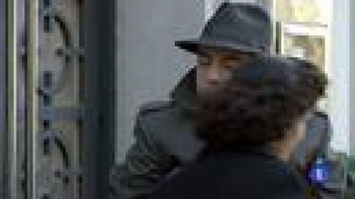 Amar en tiempos revueltos - Saltan chispas entre Asun y Héctor