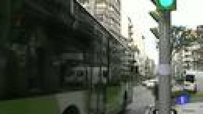 Telediario 1 - Semáforos en verde si llega el bus