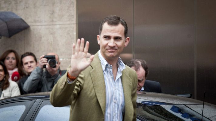 Telediario 1 - El príncipe vista al Rey