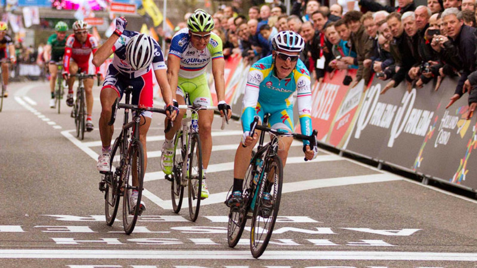 Gasparotto vence en la Amstel Gold Race
