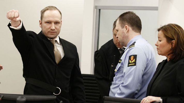  - Breivik llega al tribunal