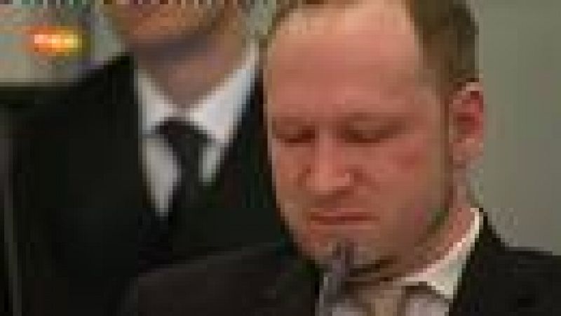 Breivik llora de emoción en el juicio al ver el vídeo propagandístico que él mismo colgó en internet