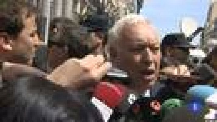 Telediario 1 - El Gobierno pide explicaciones