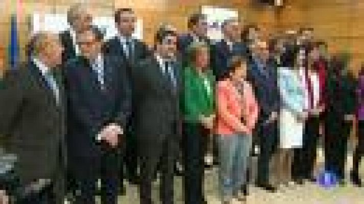 Telediario 1 - Apoyo a los recortes